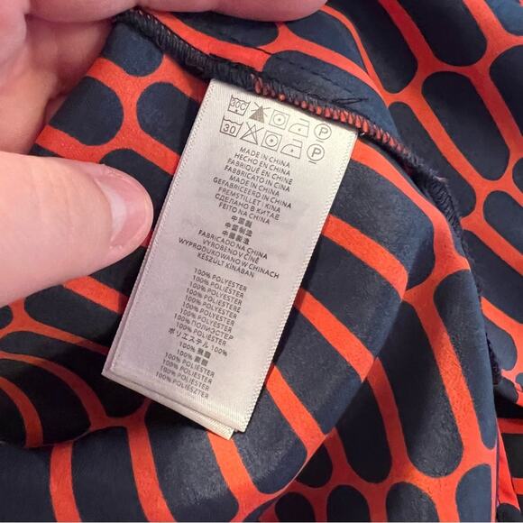 Michael Michael Kors Sleeveless Top w/ Hidden Buttons Size 6 Red Dark Blue - Picture 5 of 10